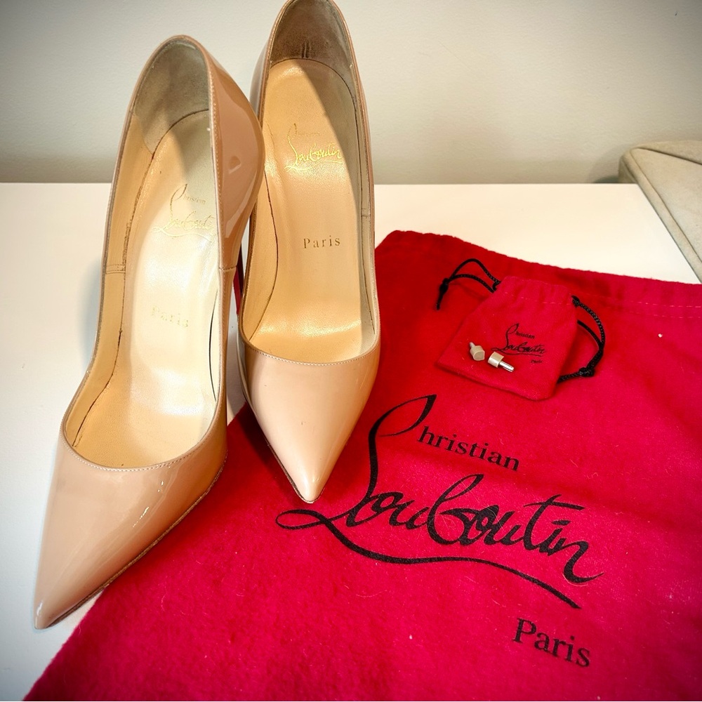 Christian LouBoutins So Kate Nude Heels.